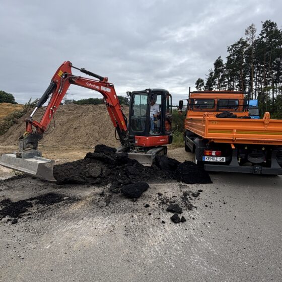 Mobil einsetzbarer Minibagger